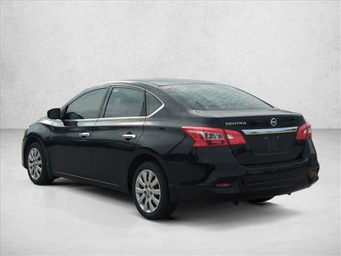 Used 2019 Nissan Sentra S image 7