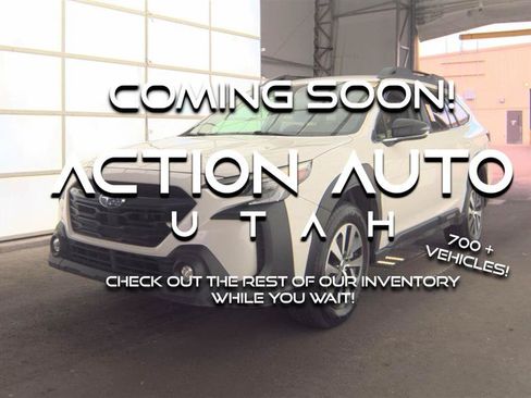 Used 2023 Subaru Outback Premium AWD/4WD image 1