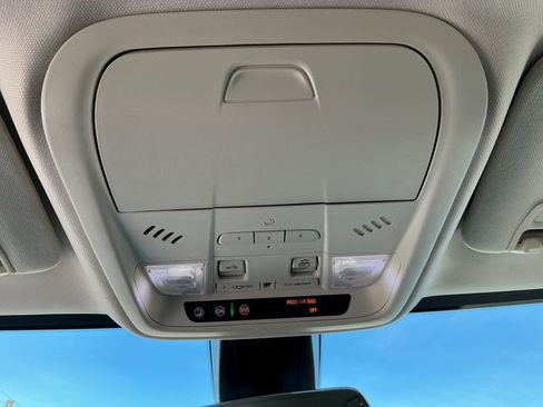 Used 2019 Cadillac XT5 Luxury image 60