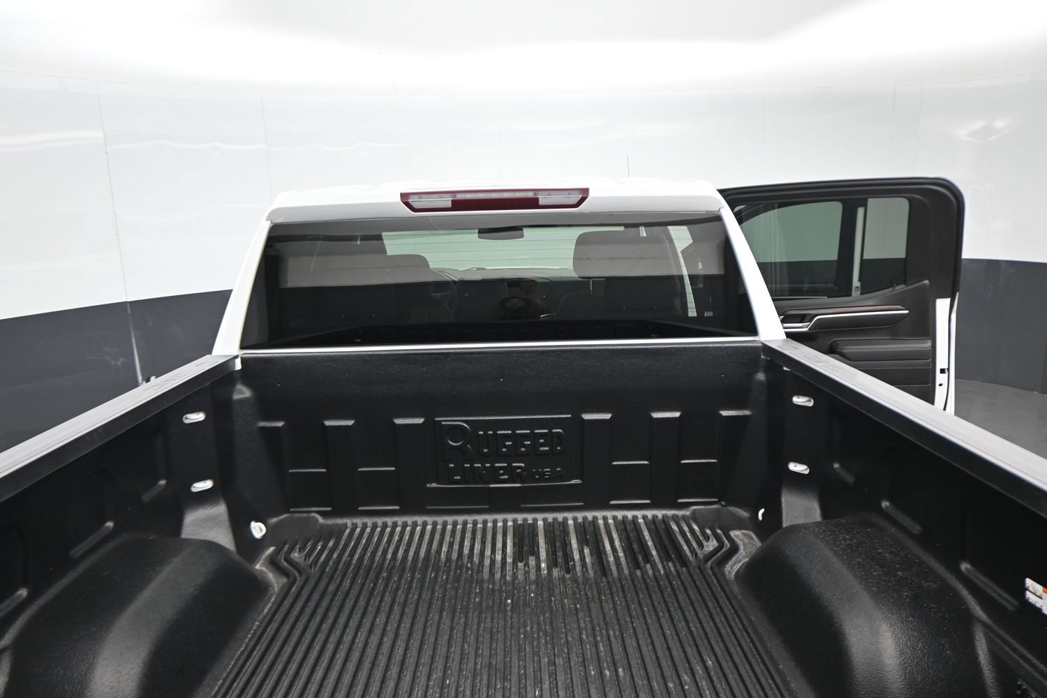 Used 2026 GMC Sierra 1500 SLT RWD image 8