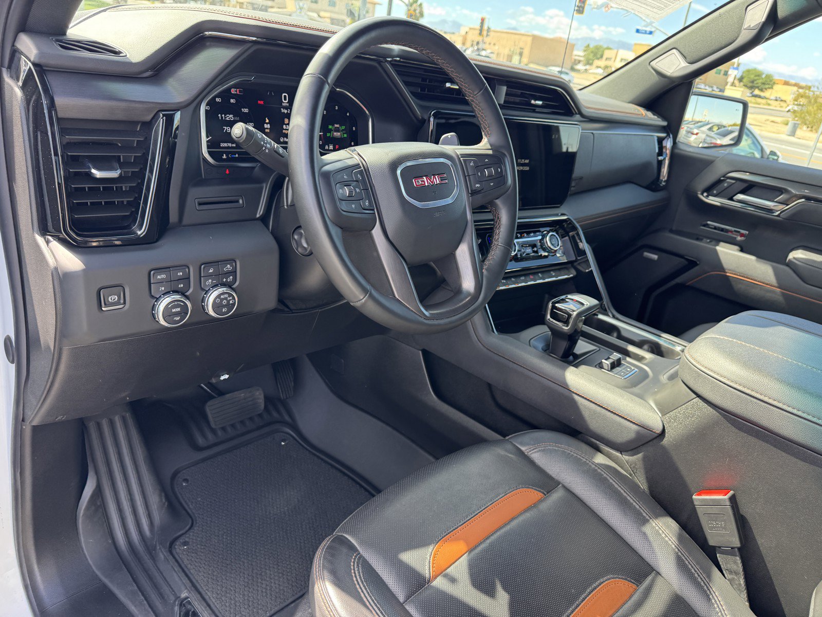 Used 2025 GMC Sierra 1500 AT4 AWD/4WD image 18