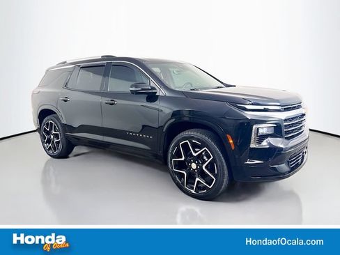 Used 2026 Chevrolet Traverse High Country FWD image 1