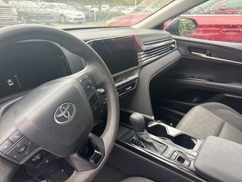 Used 2025 Toyota Camry LE FWD image 4