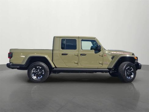 New 2025 Jeep Gladiator Rubicon image 7