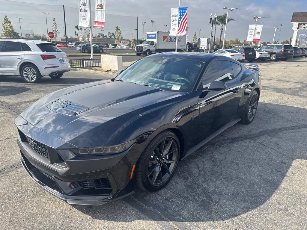Used 2024 Ford Mustang Dark Horse RWD image 4