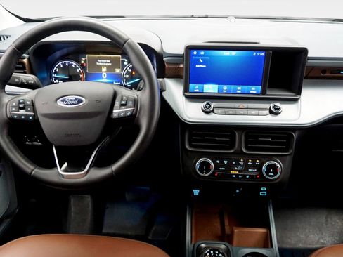 Used 2024 Ford Maverick Lariat w/ FX4 Off-Road Package AWD/4WD image 26