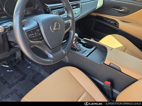 Used 2025 Lexus ES 350 w/ Accessory Package (Z2) FWD image 10