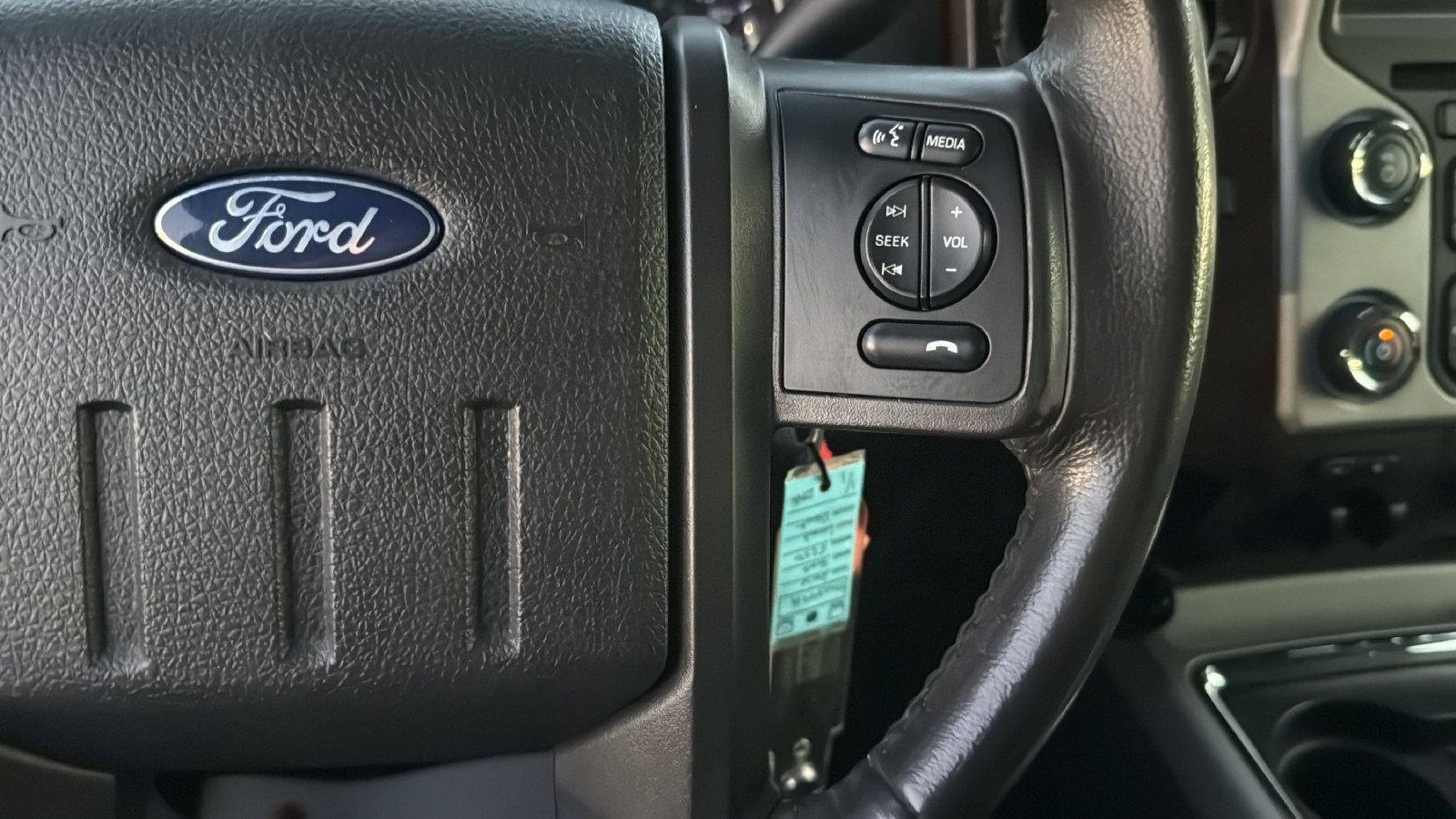 Used 2016 Ford F250 Lariat w/ Lariat Ultimate Package AWD/4WD image 15