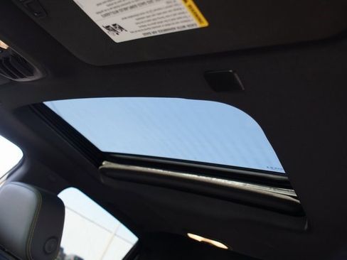 Certified 2023 Chevrolet Colorado ZR2 w/ ZR2 Convenience Package III image 6