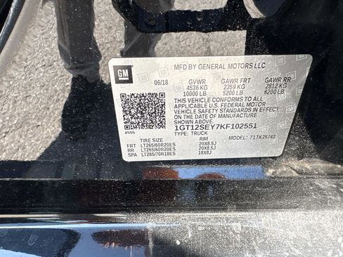 Used 2019 GMC Sierra 2500 Denali w/ Duramax Plus Package AWD/4WD image 27