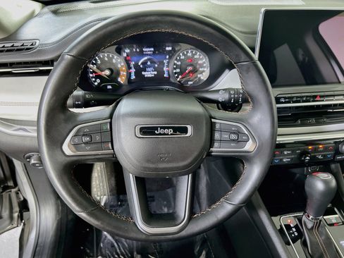 Used 2022 Jeep Compass Limited AWD/4WD image 11
