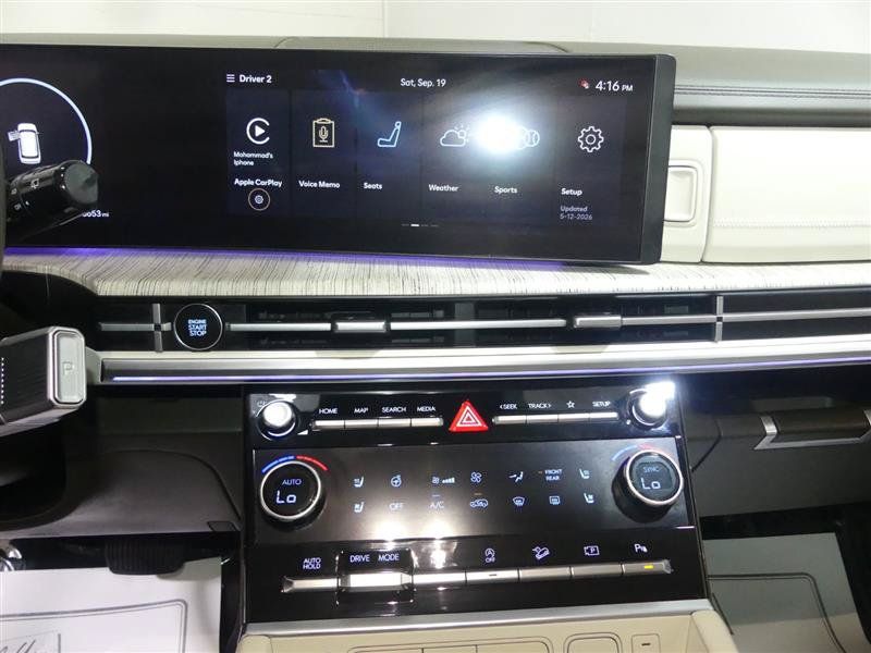 Used 2024 Hyundai Santa Fe Calligraphy AWD/4WD image 39