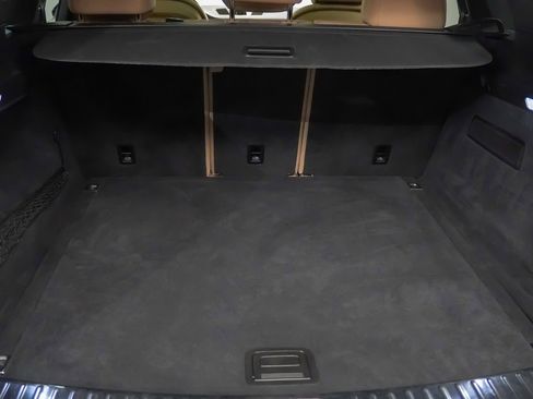 Certified 2023 Porsche Cayenne image 13