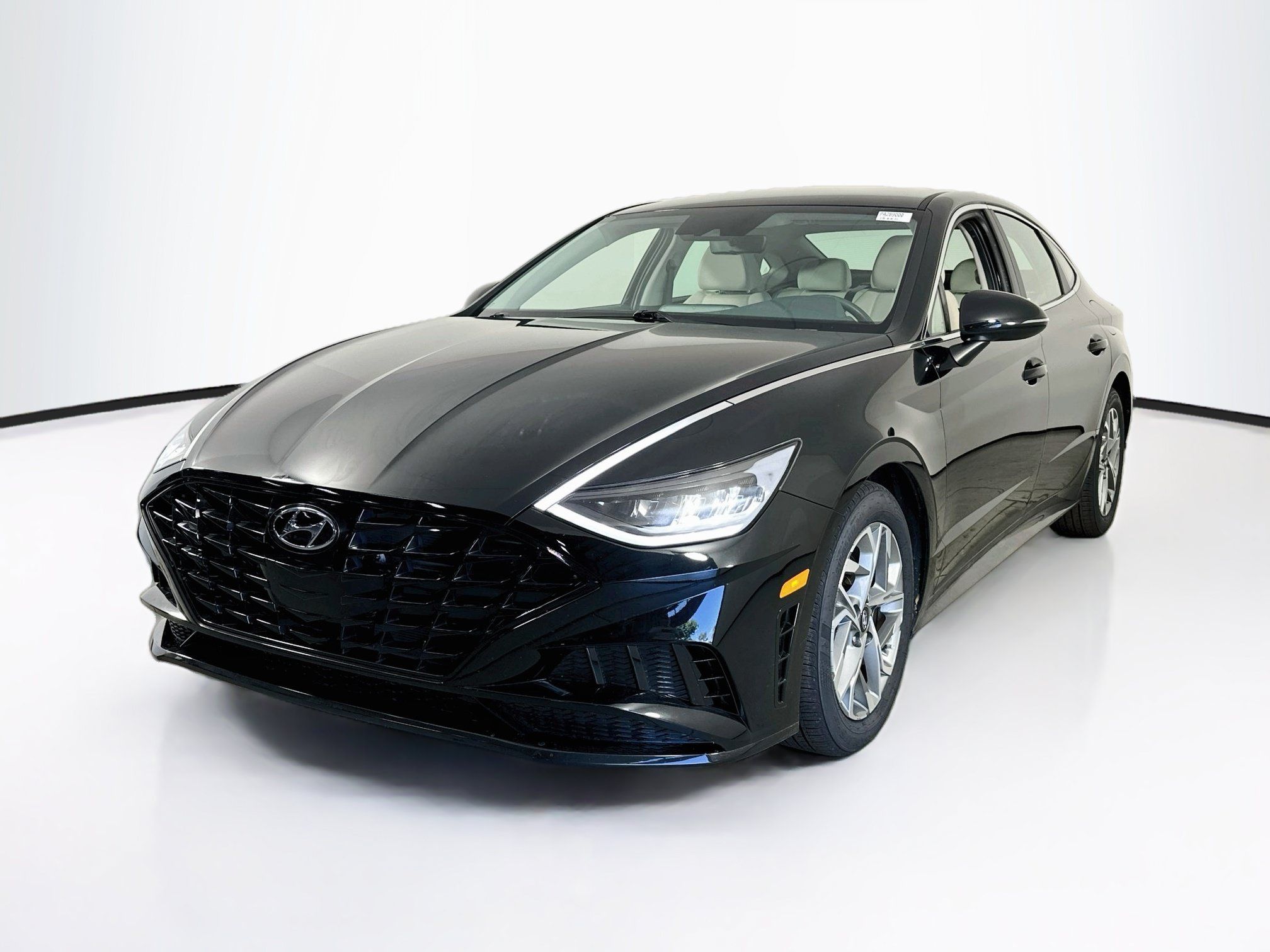 Used 2023 Hyundai Sonata SEL FWD image 1