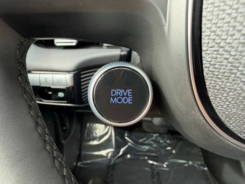 Used 2023 Hyundai Ioniq 5 Limited image 20