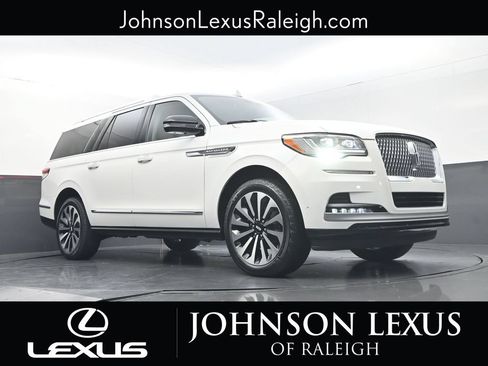 Used 2023 Lincoln Navigator L Reserve AWD/4WD image 17