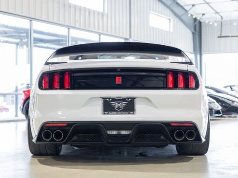 Used 2019 Ford Mustang Shelby GT350R w/ GT350R Equipment Group 920A image 6