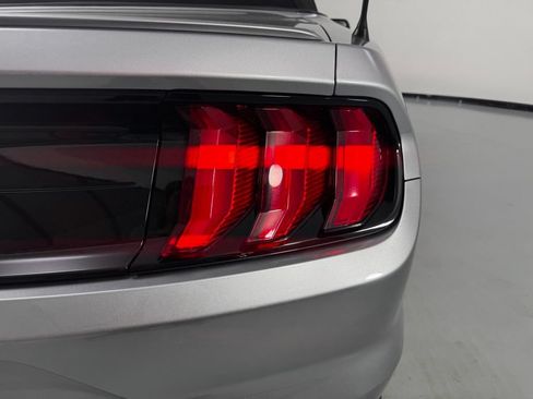 Used 2022 Ford Mustang Premium RWD image 13