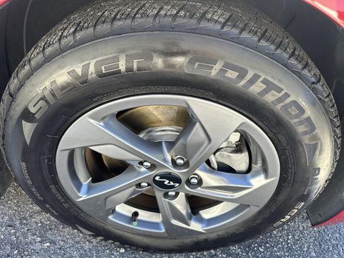 Used 2023 Kia K5 LXS image 6