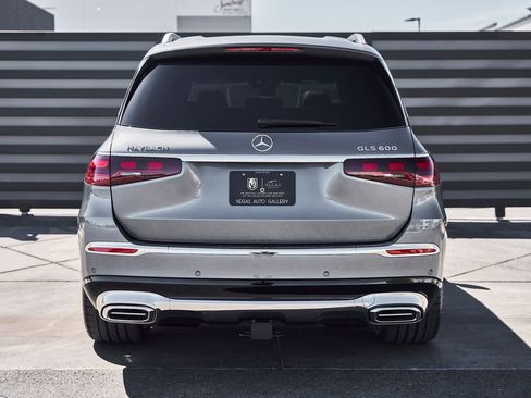 Used 2026 Mercedes-Benz Maybach GLS 600 4MATIC image 16