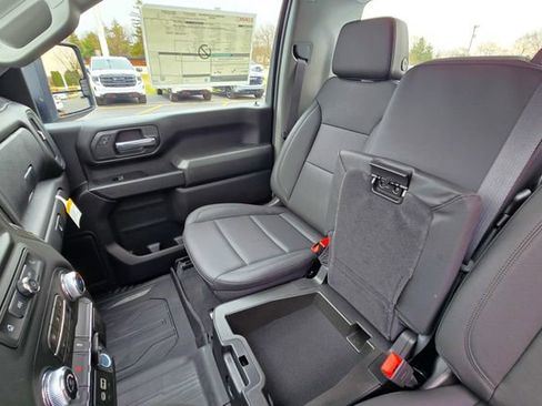 New 2026 GMC Sierra 3500 Pro w/ LPO, GMC Protection Package AWD/4WD image 15
