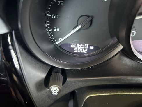 Used 2024 Porsche Macan image 51