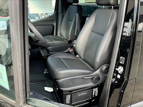 New 2025 Mercedes-Benz Sprinter 4500 image 8