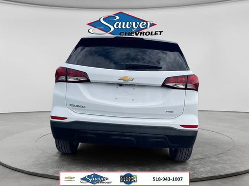Used 2024 Chevrolet Equinox LS w/ LS Convenience Package AWD/4WD image 4