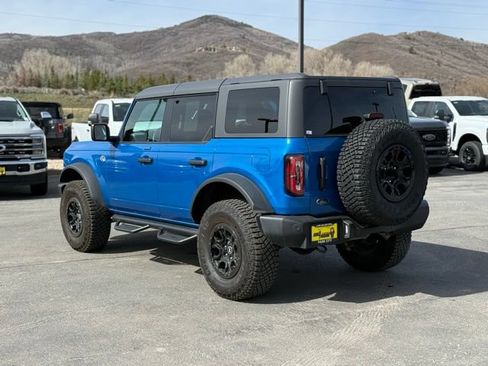 Used 2023 Ford Bronco 4-Door AWD/4WD image 3