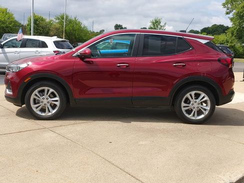 Used 2023 Buick Encore GX Preferred w/ Cold Weather Comfort Package FWD image 8