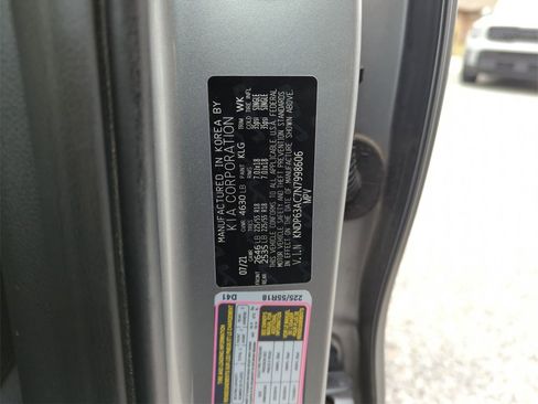 Used 2022 Kia Sportage Nightfall Edition image 40