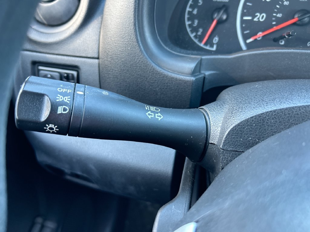 Used 2016 Nissan Versa S Plus FWD image 17