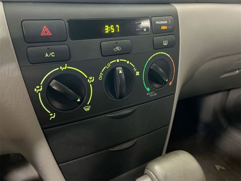 Used 2006 Toyota Corolla CE image 15