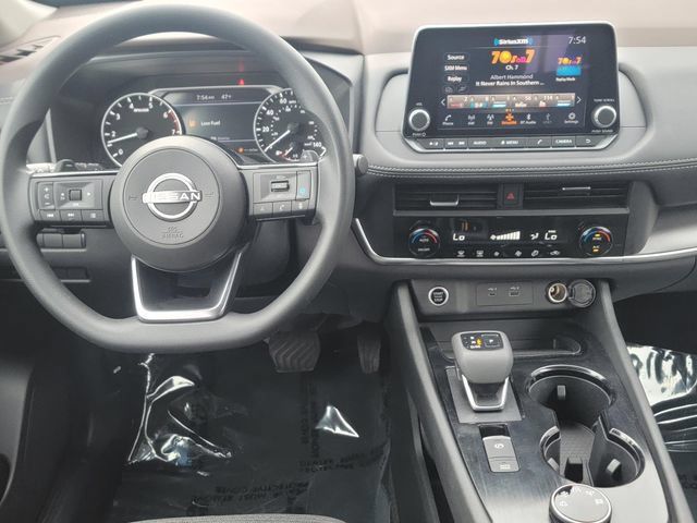 Used 2023 Nissan Rogue SV AWD/4WD image 17