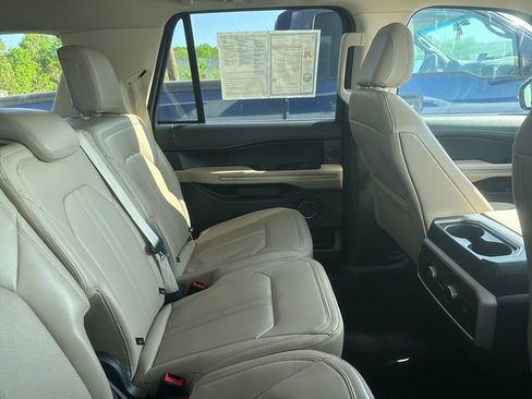 Used 2024 Ford Expedition Max Limited image 21