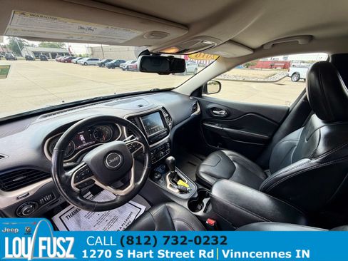 Used 2016 Jeep Cherokee Limited AWD/4WD image 11