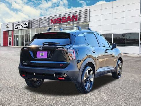 Used 2025 Nissan Kicks SR image 7