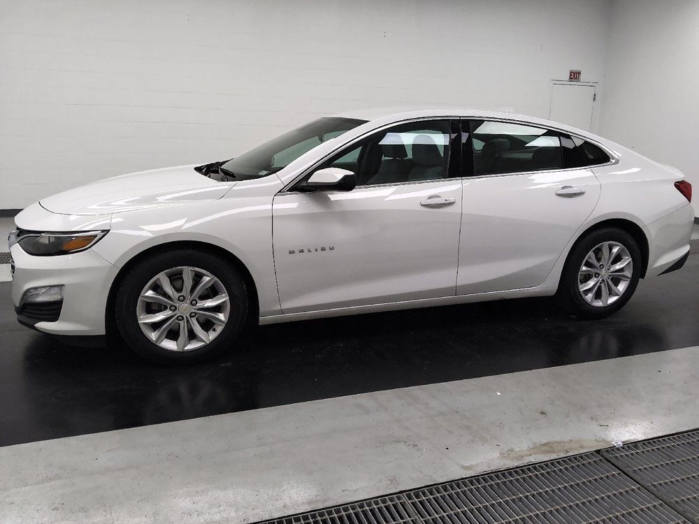 Used 2023 Chevrolet Malibu LT FWD image 2