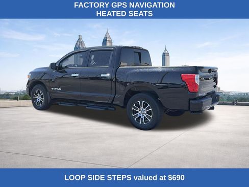 Used 2021 Nissan Titan SV w/ SV Convenience Package AWD/4WD image 3