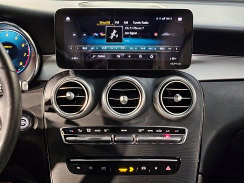 Used 2021 Mercedes-Benz GLC 300 4MATIC Coupe image 16