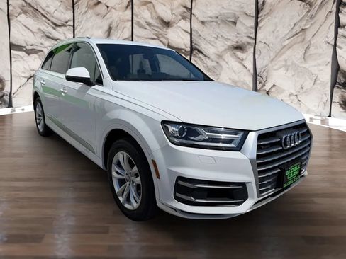 Used 2018 Audi Q7 3.0T Premium Plus w/ Premium Plus Package AWD/4WD image 4