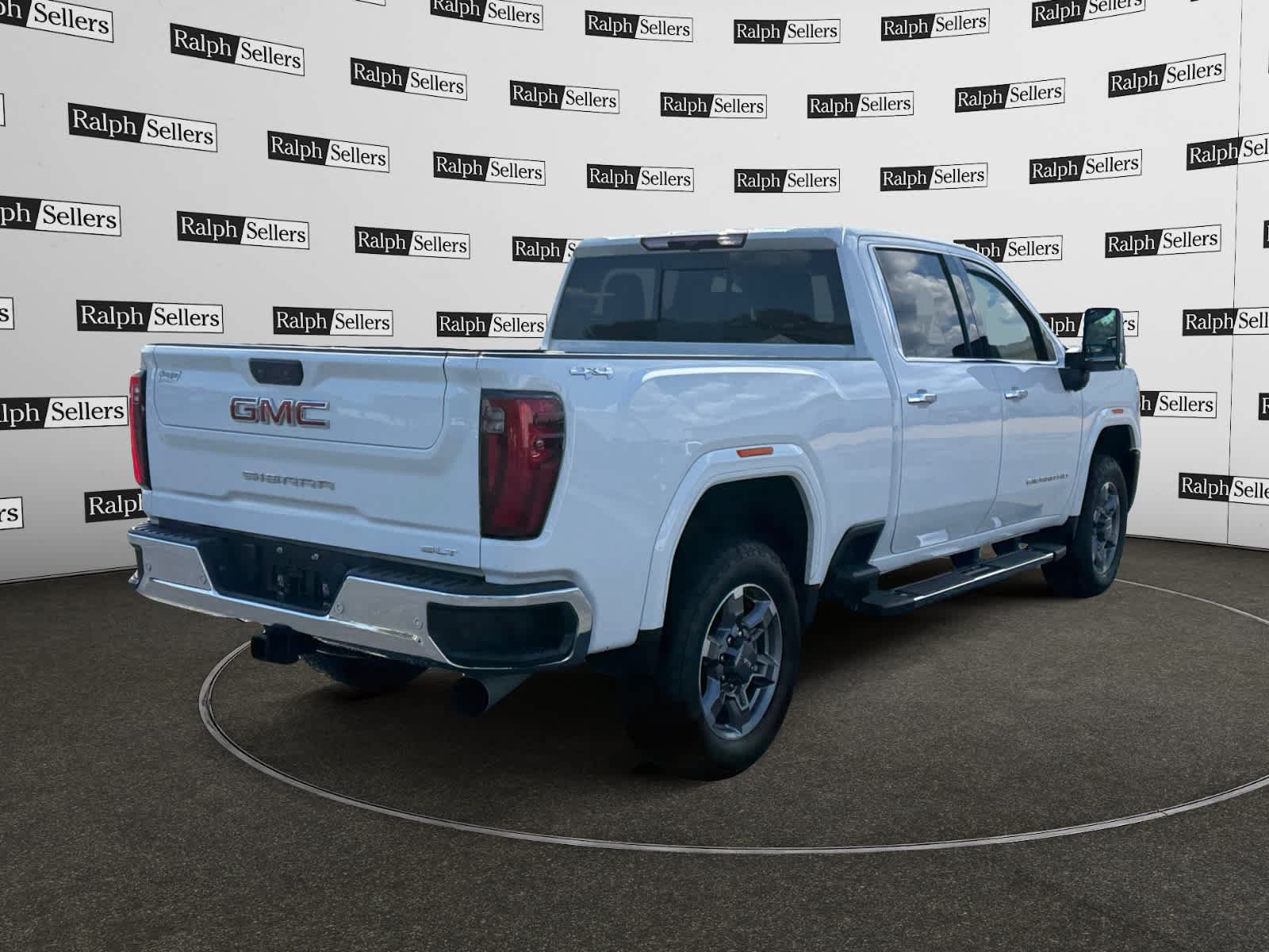 Used 2025 GMC Sierra 2500 SLT w/ SLT Premium Package AWD/4WD image 6