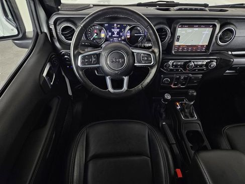 Used 2023 Jeep Wrangler Unlimited Sahara w/ Cold Weather Group image 9