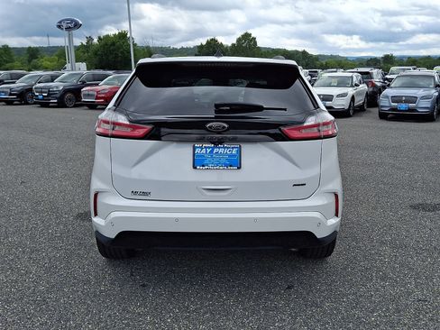 Certified 2022 Ford Edge SE w/ Black Appearance Package AWD/4WD image 6