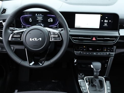 New 2026 Kia Seltos S image 15