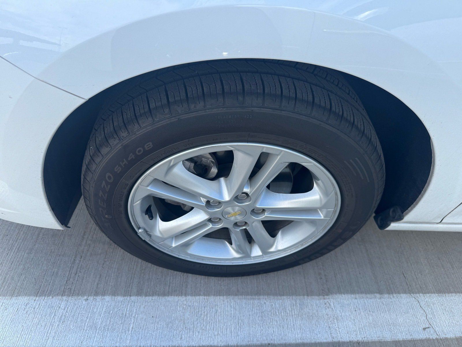 Used 2018 Chevrolet Cruze LT w/ Convenience Package FWD image 8
