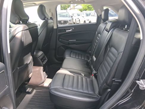 Used 2017 Ford Edge SEL w/ Equipment Group 201A AWD/4WD image 15