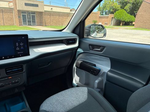 Used 2026 Ford Maverick XLT FWD image 28