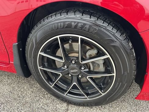 Used 2016 Honda Accord Sport image 10