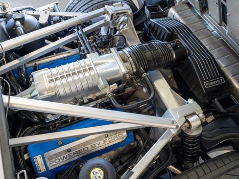 Used 2005 Ford GT image 13